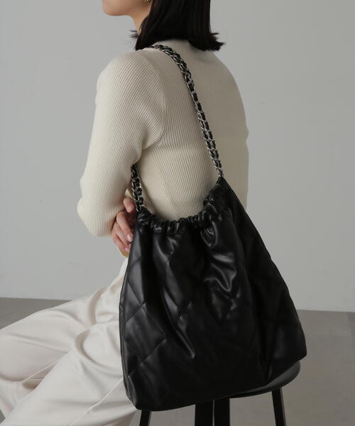 FREE'S MART(フリーズマート)の「◇キルティングA4トート(トートバッグ・レディース・ブラック/ホワイト/ブラウン・フリ-)」の12枚目の写真