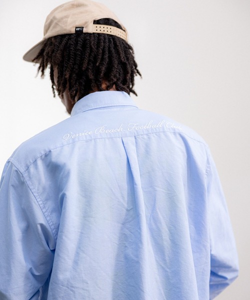 【VBFC（ベニスビーチフットボールクラブ）】ベーシックロングスリーブシャツ（シャツ/ブラウス）｜NUMERALS（ヌメラルズ）