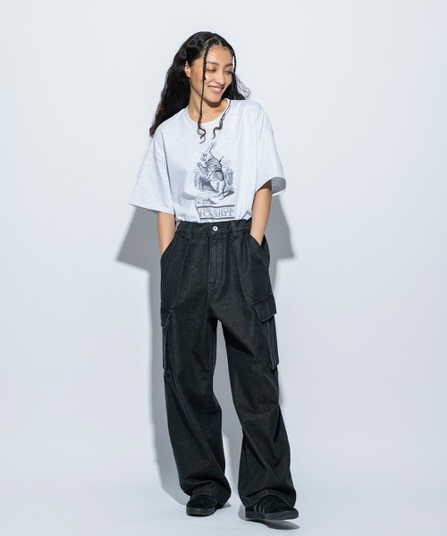 re_k by JUNRED（レクバイジュンレッド）の「re_k by JUNRED / オーバーワイドカーゴデニムパンツ（デニムパンツ・メンズ・ブラック/ブルー・L/M/S）」の3枚目の写真