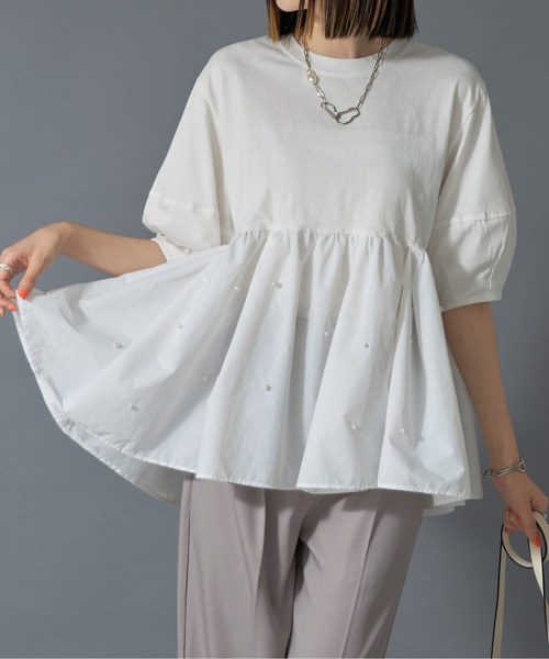 each（イーチ）の「裾ナイロン切替ランタンスリーブペプラムカットソー（Tシャツ/カットソー・レディース・ホワイト/ブラック/グレイッシュベージュ/ブラック×ブラック/ホワイト系その他/ブラック×グレー/ホワイト×シルバー/ブラック×シルバー・FREE）」の4枚目の写真