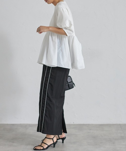 each（イーチ）の「裾ナイロン切替ランタンスリーブペプラムカットソー（Tシャツ/カットソー・レディース・ホワイト/ブラック/グレイッシュベージュ/ブラック×ブラック/ホワイト系その他/ブラック×グレー/ホワイト×シルバー/ブラック×シルバー・FREE）」の17枚目の写真