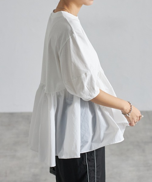 each（イーチ）の「裾ナイロン切替ランタンスリーブペプラムカットソー（Tシャツ/カットソー・レディース・ホワイト/ブラック/グレイッシュベージュ/ブラック×ブラック/ホワイト系その他/ブラック×グレー/ホワイト×シルバー/ブラック×シルバー・FREE）」の12枚目の写真