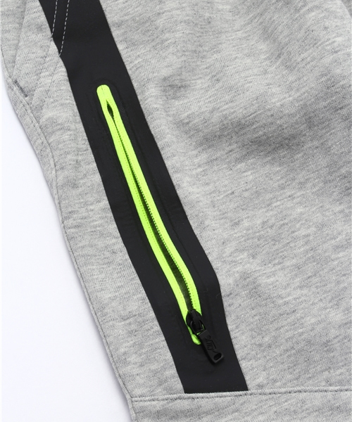 NIKE(ナイキ)の「NIKE / テックフリース パンツ<KIDS>(その他パンツ・キッズ・グレー・130/140/150)」の7枚目の写真