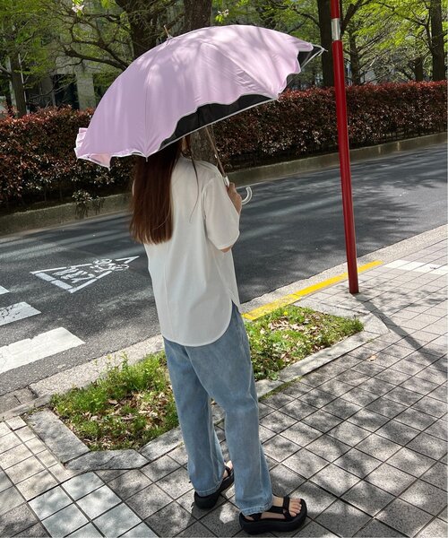 LBC(エルビーシー)の「ラウンドフリル 遮光 日傘(長傘・レディース・グレー/ピンク・FREE)」の7枚目の写真