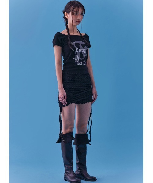 tシャツ A'GEM/9 × .kom 「 FANCY CLUB/ファンシークラブ」 MATILDA OFF-SHOULDER TEE/オフショルダー A'GEM/9 × .kom 『 FANCY CLUB/ファンシークラブ』 MATILDA OFF