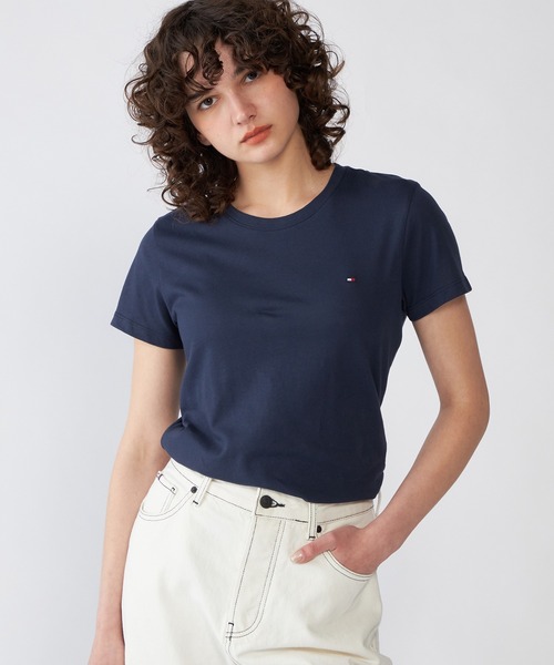 TOMMY HILFIGER(トミーヒルフィガー)の「ベーシッククルーネックTシャツ(Tシャツ/カットソー・レディース・ホワイト/ネイビー/ブラック・LARGE/MEDIUM/SMALL)」の3枚目の写真