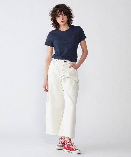 TOMMY HILFIGER(トミーヒルフィガー)の「ベーシッククルーネックTシャツ(Tシャツ/カットソー・レディース・ホワイト/ネイビー/ブラック・LARGE/MEDIUM/SMALL)」の7枚目の写真