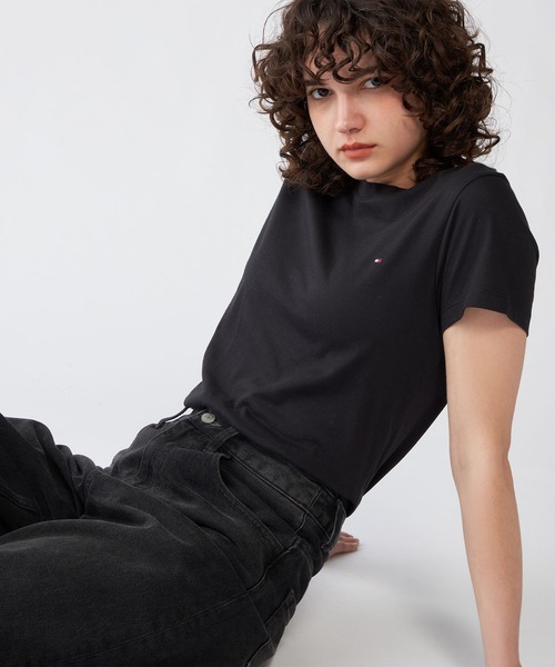 TOMMY HILFIGER(トミーヒルフィガー)の「ベーシッククルーネックTシャツ(Tシャツ/カットソー・レディース・ホワイト/ネイビー/ブラック・LARGE/MEDIUM/SMALL)」の17枚目の写真