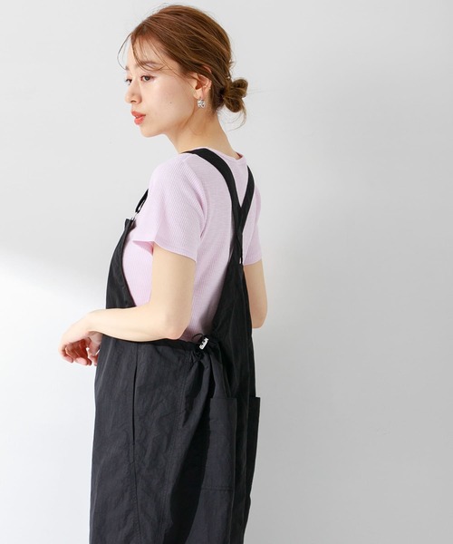 URBAN RESEARCH Sonny Label（アーバンリサーチサニーレーベル）の「ナイロンタフタジャンパースカート（ジャンパースカート・レディース・ライトカーキ/ブラック・FREE）」の5枚目の写真