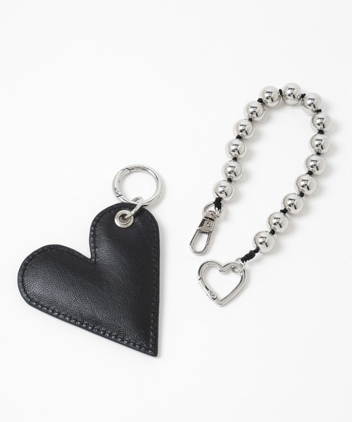 LOWRYS FARM（ローリーズファーム）の「ＦＬハートチャーム　 129566（キーホルダー・レディース・オフホワイト/ブラック/シルバー・FREE）」の11枚目の写真
