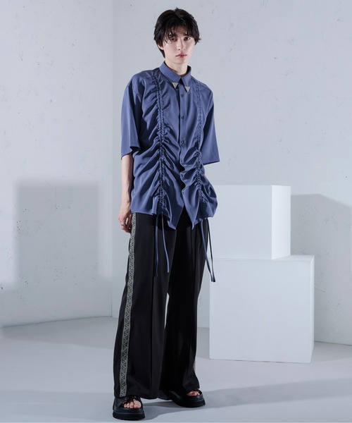 Ellno Loset(エルノロゼット)の「フロントドロストルーズシャツ(シャツ/ブラウス・メンズ・ブルーグレー/ブラック・SMALL/MEDIUM/LARGE)」の6枚目の写真