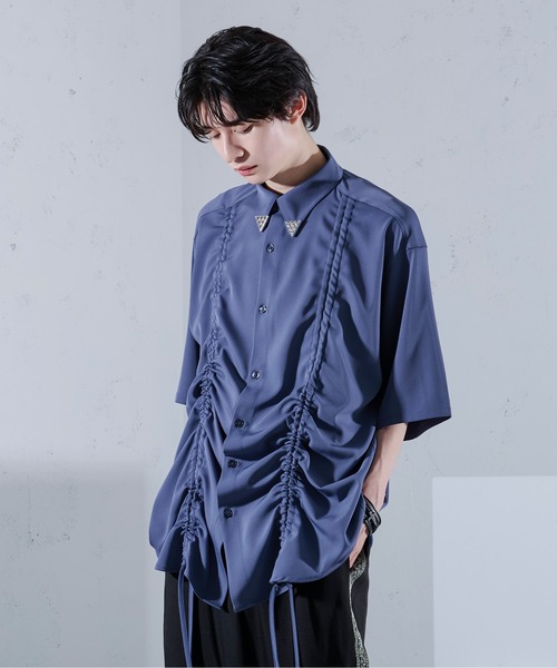 Ellno Loset(エルノロゼット)の「フロントドロストルーズシャツ(シャツ/ブラウス・メンズ・ブルーグレー/ブラック・SMALL/MEDIUM/LARGE)」の3枚目の写真