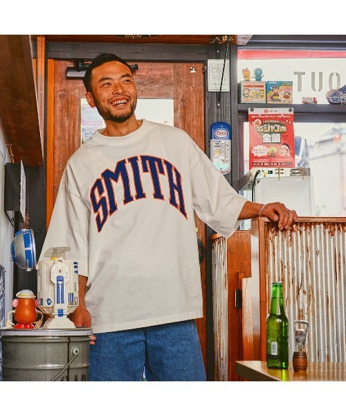 Sunny Smith(サニースミス)の「【サニースミス/sunnysmith】11.6ウルトラヘビーオンスHeavy Smith School Logo SS Tee(CP)(Tシャツ/カットソー・メンズ・オフホワイト/レッド/チャコール/ネイビー・FREE)」の8枚目の写真