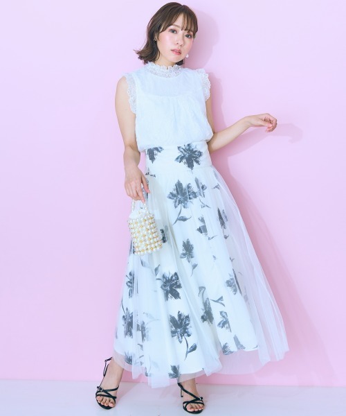 marun（マルン）の「＜大きいサイズ＞ オーバーチュールフラワープリントスカート marun（スカート・レディース・アイボリー系/ブラック系・4L/3L/LL/L/5L）」の20枚目の写真