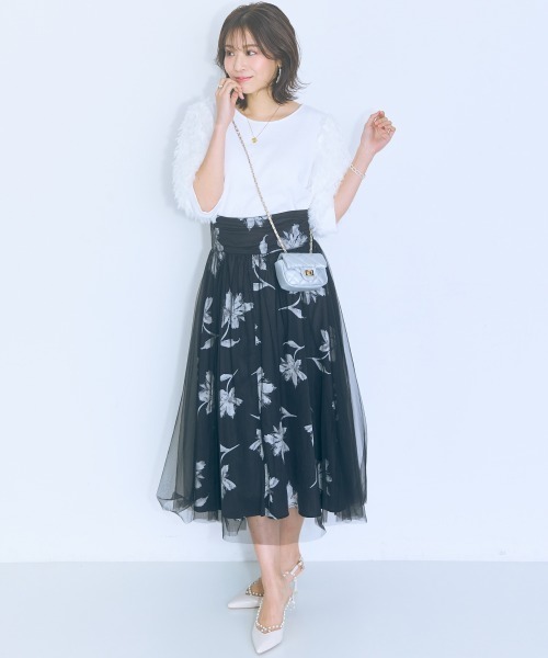 marun（マルン）の「＜大きいサイズ＞ オーバーチュールフラワープリントスカート marun（スカート・レディース・アイボリー系/ブラック系・4L/3L/LL/L/5L）」の12枚目の写真