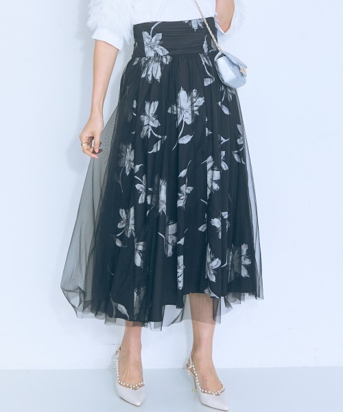 marun（マルン）の「＜大きいサイズ＞ オーバーチュールフラワープリントスカート marun（スカート・レディース・アイボリー系/ブラック系・4L/3L/LL/L/5L）」の15枚目の写真