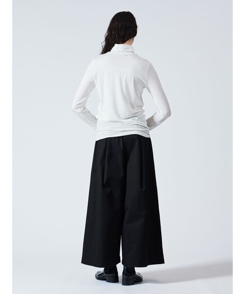 mizuiroind（ミズイロインド）の「mizuiro ind シャツカラーハイネックプルオーバー（Tシャツ/カットソー・レディース・ブラック/オフホワイト/グレー/ブルー/ネイビー/カーキ/オレンジ・FREE）」の22枚目の写真