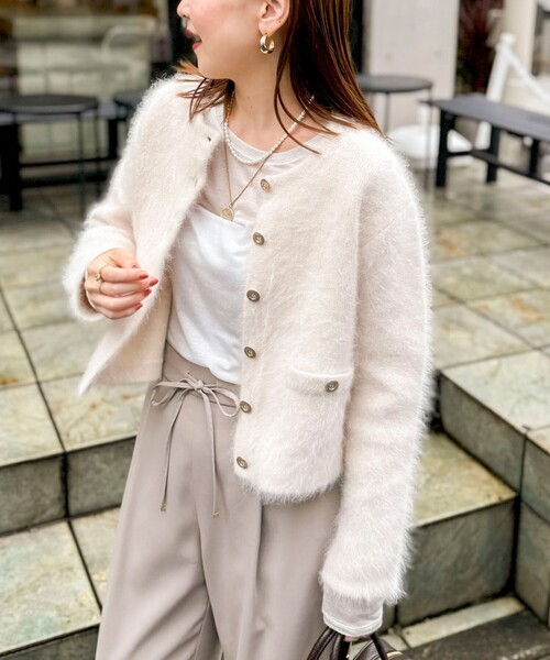 FENDI ノーカラージャケット ニット カーディガン　アンゴラ FENDI ノーカラージャケット ニット カーディガン アンゴラ