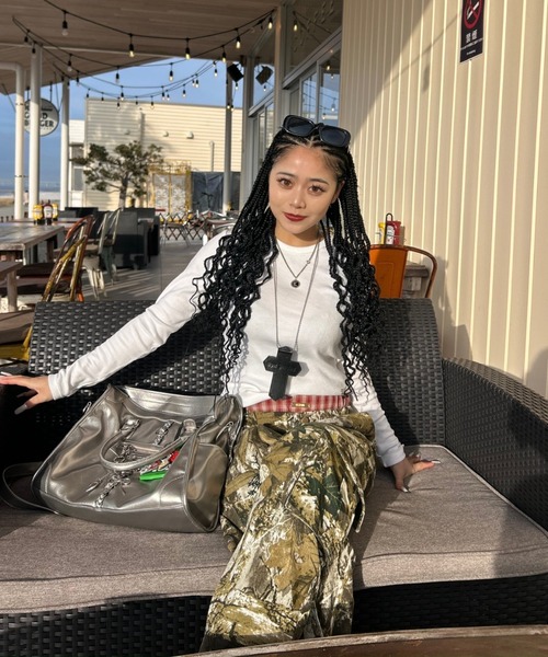 INTER FACTORY（インターファクトリー）の「AINA - レイヤード風リアルツリーカーゴパンツ　GOSSIP CLUB　made in INTER FACTORY（カーゴパンツ・レディース・グリーン・SMALL/MEDIUM）」の3枚目の写真