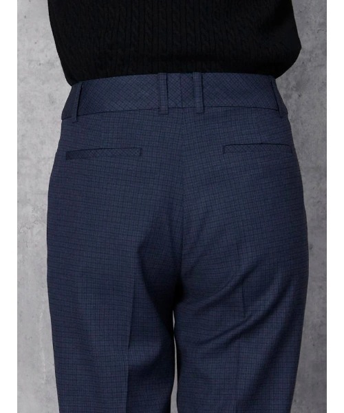 Perfect Suit FActory（パーフェクトスーツファクトリー）の「デレガントスーツ　ミニチェック　テーパードパンツ　ネイビー/ブラウン【マシンウォッシャブル】 【スリム】【ストレッチ】（スーツパンツ・レディース・ネイビー/ブラウン・11号/13号/7号/9号）」の19枚目の写真