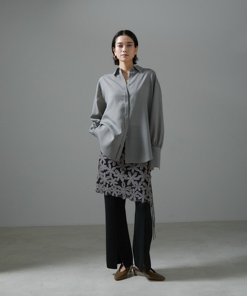 SALON adam et rope'（サロン アダム エ ロペ）の「ウールシアーシャツ（シャツ/ブラウス・レディース・グレー/オフホワイト・FREE）」の19枚目の写真