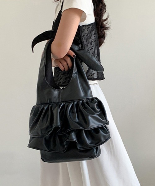Doux Belle(ドゥーベル)の「フリルレザーバック(ショルダーバッグ・レディース・オフホワイト/レッド/シルバー/ブルー/ブラック・FREE)」の3枚目の写真