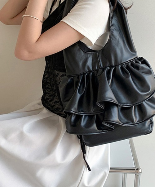 Doux Belle(ドゥーベル)の「フリルレザーバック(ショルダーバッグ・レディース・オフホワイト/レッド/シルバー/ブルー/ブラック・FREE)」の6枚目の写真