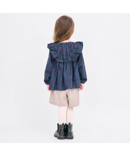 apres les cours（アプレレクール）の「【リンク・WEB限定】ハート・デイジー刺繍チュニック（チュニック・キッズ・アイボリー/インディゴブルー・80/90/100/110/120/130/140）」の4枚目の写真