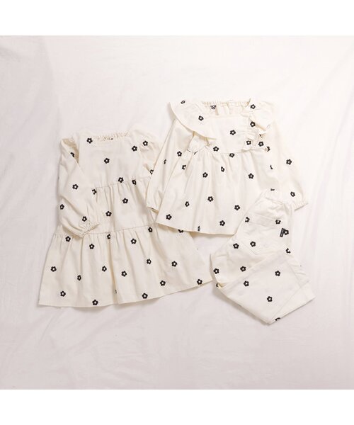 apres les cours（アプレレクール）の「【リンク・WEB限定】ハート・デイジー刺繍チュニック（チュニック・キッズ・アイボリー/インディゴブルー・80/90/100/110/120/130/140）」の13枚目の写真