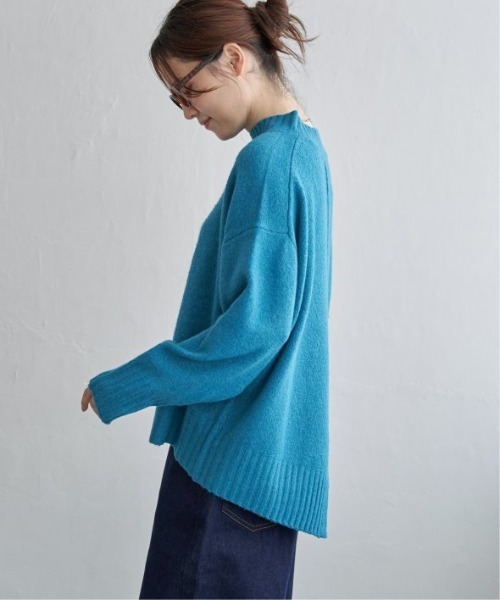 LBC（エルビーシー）の「透かし柄バックスリットニット（ニット/セーター・レディース・オフホワイト/ブルー/ライトグレー/マスタード/ミント/パープル・M）」の18枚目の写真