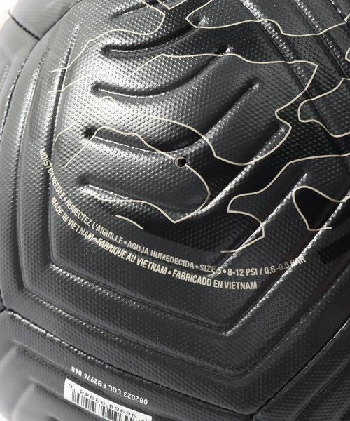 AIR JORDAN（エアジョーダン）の「【NIKE / ナイキ】 Academy Soccer Ball Anthracite FB2976- 060（その他小物・メンズ・ブラック・5）」の9枚目の写真