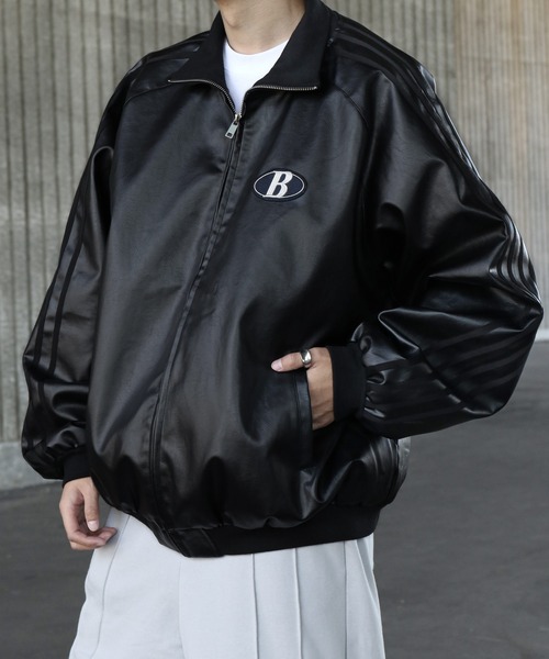 ZIP FIVE(ジップファイブ)の「【ZIP FIVE】 ロゴワッペン 袖ストライプ バルーン レザー ブルゾン / ジャケット / エコレザー(ブルゾン・メンズ・チャコール/ブラック・LARGE/MEDIUM)」の19枚目の写真