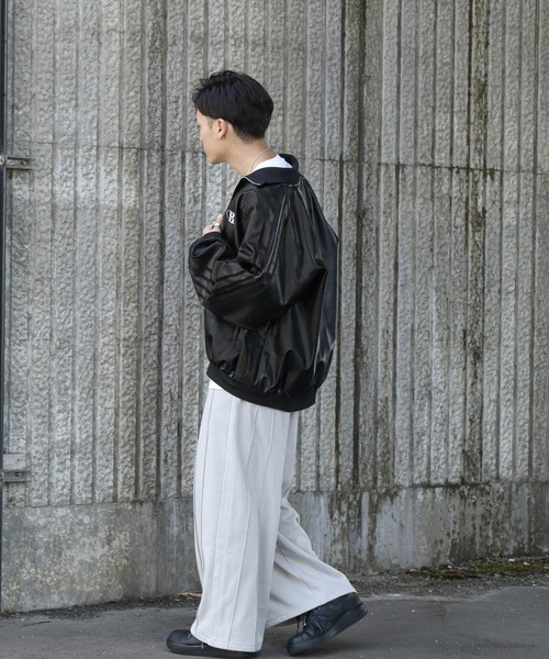 ZIP FIVE(ジップファイブ)の「【ZIP FIVE】 ロゴワッペン 袖ストライプ バルーン レザー ブルゾン / ジャケット / エコレザー(ブルゾン・メンズ・チャコール/ブラック・LARGE/MEDIUM)」の17枚目の写真