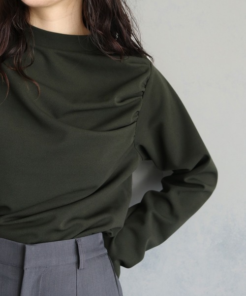 &g'aime（アンジェム）の「【&g'aime】ハイネックギャザーカットジョーゼットトップス　HIGHNECK GATHER GEORGETTE TOPS（Tシャツ/カットソー・レディース・カーキ/ブラック/ホワイト・FREE）」の22枚目の写真