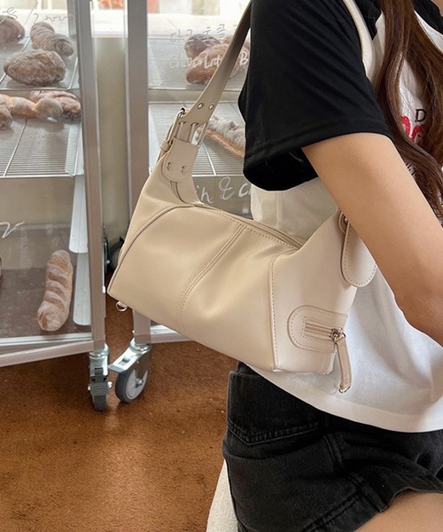 WESTSEA（ウエストシー）の「スクエア ミニ メタルパーツ ワンショルダーバッグ（ショルダーバッグ・レディース・オフホワイト/ブラック・FREE）」の4枚目の写真