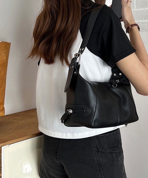 WESTSEA（ウエストシー）の「スクエア ミニ メタルパーツ ワンショルダーバッグ（ショルダーバッグ・レディース・オフホワイト/ブラック・FREE）」の9枚目の写真