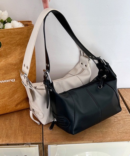 WESTSEA（ウエストシー）の「スクエア ミニ メタルパーツ ワンショルダーバッグ（ショルダーバッグ・レディース・オフホワイト/ブラック・FREE）」の11枚目の写真