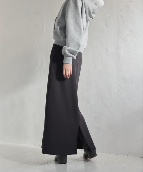 CELINE ロング・マキシ丈スカート 黒x白(総柄) 4601824O0140 CELINE ロング・マキシ丈スカート レディース 【古着】【中古