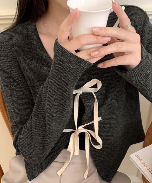 kirakiraShop(キラキラショップ)の「フロント リボン ショート カーディガン(カーディガン/ボレロ・レディース・チャコール/ピンク/グリーン・FREE)」の6枚目の写真