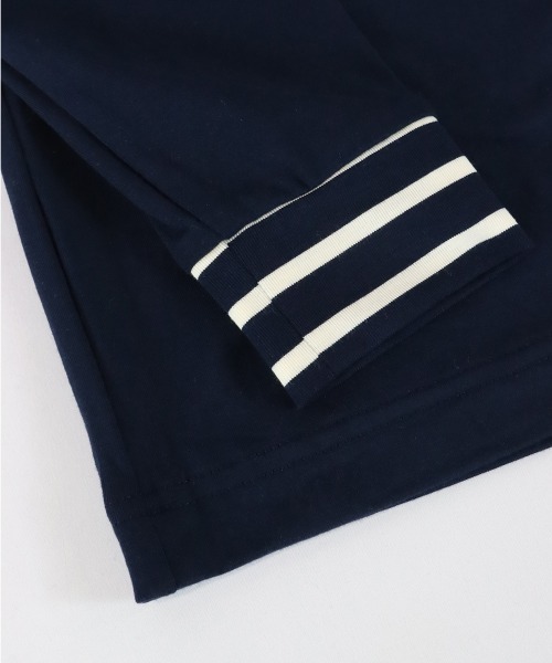 Picone CLUB(ピッコーネクラブ)の「長袖ハイネックプルオーバー(Tシャツ/カットソー・レディース・ホワイト/グリーン/レッド/ネイビー・L/M/S)」の9枚目の写真
