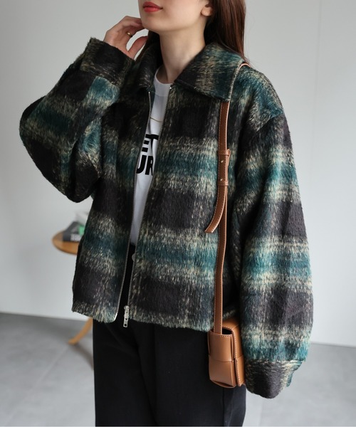 model：162cm 着用サイズ：F