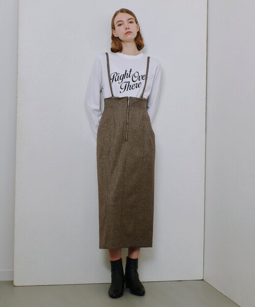 allureville(アルアバイル)の「カリグラフィーロゴロンTEE(Tシャツ/カットソー・レディース・レッド/ブラック・2)」の18枚目の写真