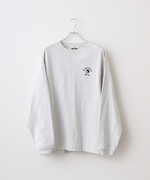 Sunny Smith(サニースミス)の「Sunnysmith Smith Signature ワンポイント刺繍ロングスリーブTシャツ(Tシャツ/カットソー・メンズ・ホワイト系/ホワイト/スミクロ・M/L)」の2枚目の写真