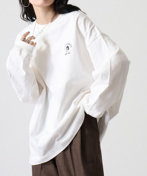 Sunny Smith(サニースミス)の「Sunnysmith Smith Signature ワンポイント刺繍ロングスリーブTシャツ(Tシャツ/カットソー・メンズ・ホワイト系/ホワイト/スミクロ・M/L)」の13枚目の写真