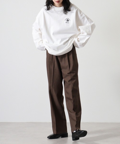 Sunny Smith(サニースミス)の「Sunnysmith Smith Signature ワンポイント刺繍ロングスリーブTシャツ(Tシャツ/カットソー・メンズ・ホワイト系/ホワイト/スミクロ・M/L)」の16枚目の写真