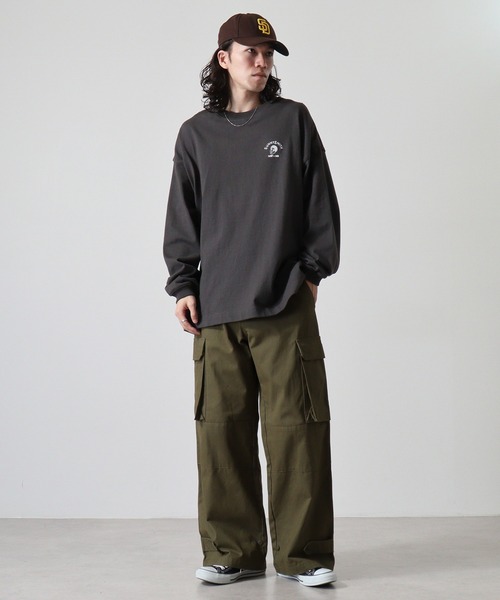 Sunny Smith(サニースミス)の「Sunnysmith Smith Signature ワンポイント刺繍ロングスリーブTシャツ(Tシャツ/カットソー・メンズ・ホワイト系/ホワイト/スミクロ・M/L)」の5枚目の写真