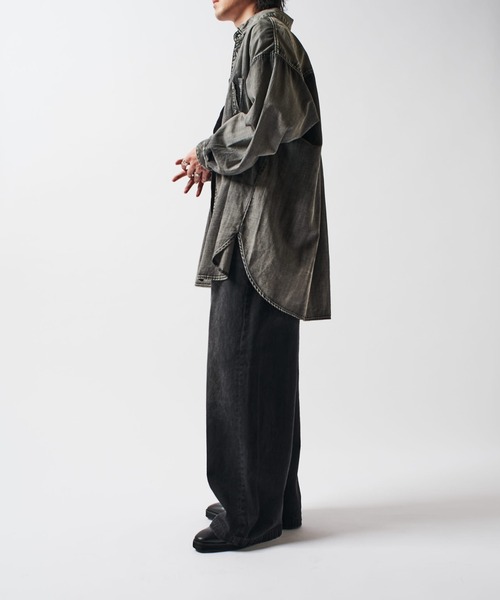 Lui's（ルイス）の「FADEオーバーデニムシャツ（シャツ/ブラウス・メンズ・ライトグレー/ブラック・FREE）」の17枚目の写真