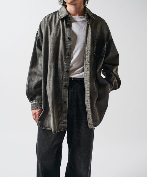 Lui's（ルイス）の「FADEオーバーデニムシャツ（シャツ/ブラウス・メンズ・ライトグレー/ブラック・FREE）」の12枚目の写真