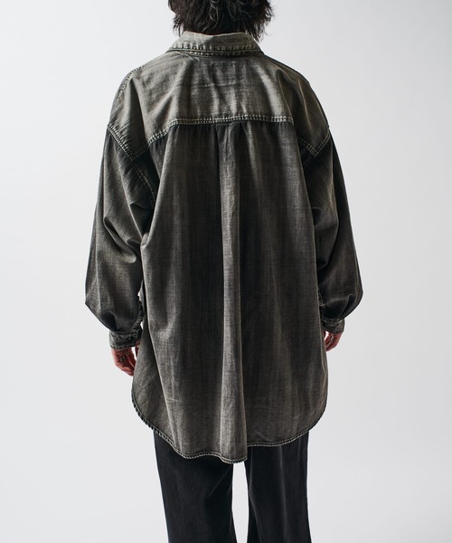 Lui's（ルイス）の「FADEオーバーデニムシャツ（シャツ/ブラウス・メンズ・ライトグレー/ブラック・FREE）」の14枚目の写真