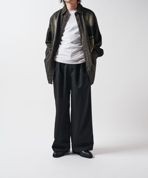 Lui's（ルイス）の「FADEオーバーデニムシャツ（シャツ/ブラウス・メンズ・ライトグレー/ブラック・FREE）」の7枚目の写真